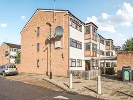 Hamilton Close, London photo