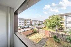 Hamilton Close, London
