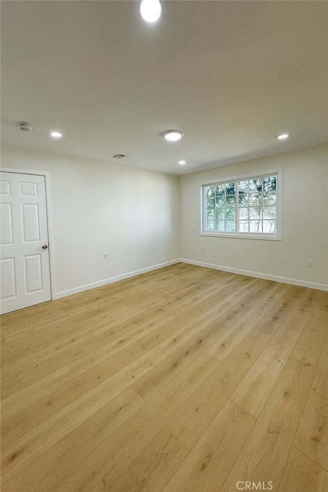 11753 Blythe St, North Hollywood, CA 91605-2521