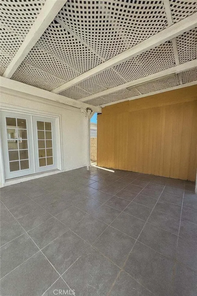 11753 Blythe St, North Hollywood, CA 91605-2521