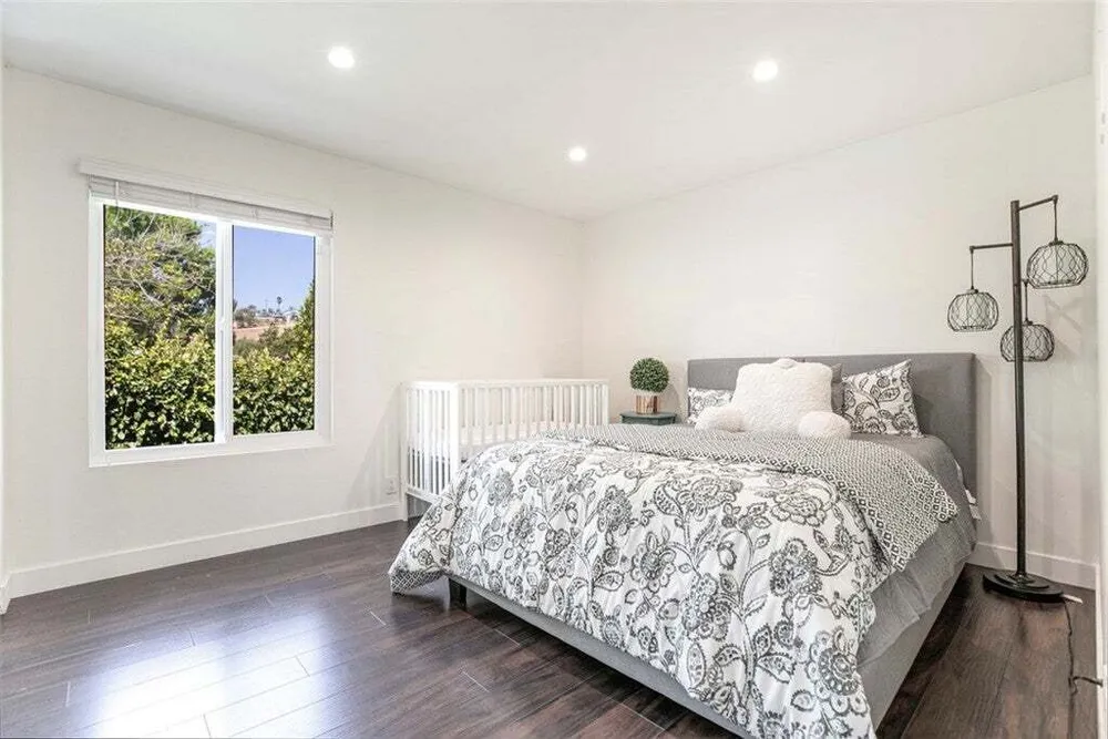 10845 Wicks St, Shadow Hills, CA 91040