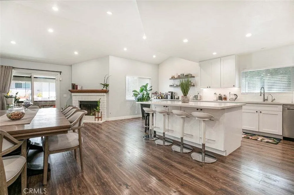 10845 Wicks St, Shadow Hills, CA 91040