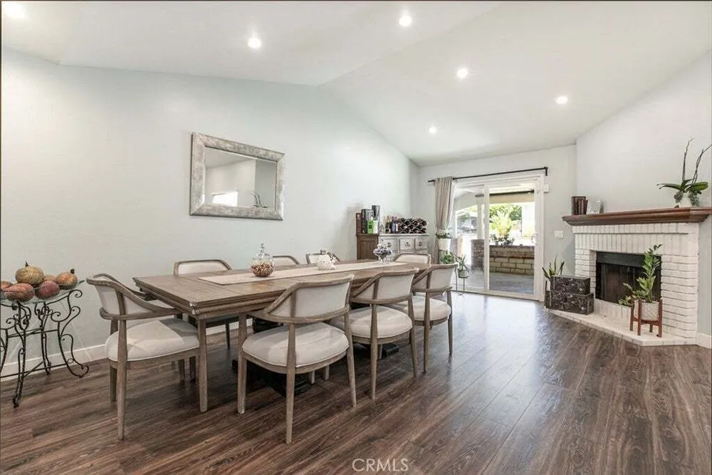 10845 Wicks St, Shadow Hills, CA 91040