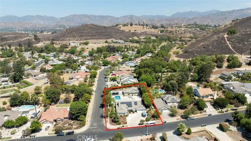 10845 Wicks St, Shadow Hills, CA 91040