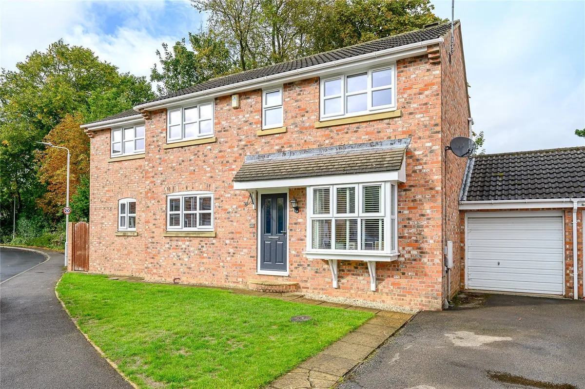 Walton Chase, Thorp Arch, LS23