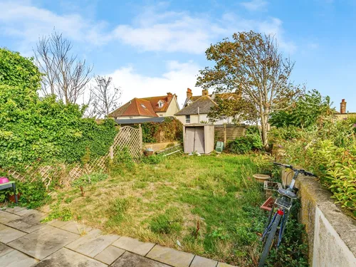 Connaught Road, Seafordphoto