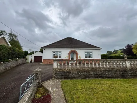  Llanybydder, SA40