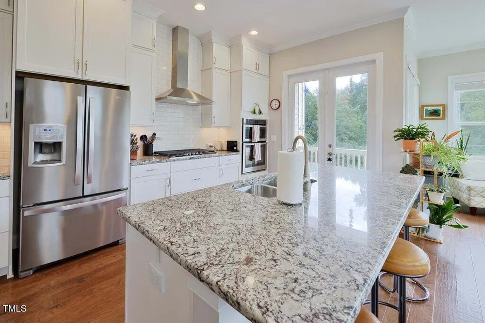 910 Wake Towne Dr, Raleigh, NC 27609