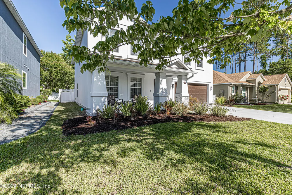 305 Carriage Hill Ct, Saint Johns, FL 32259