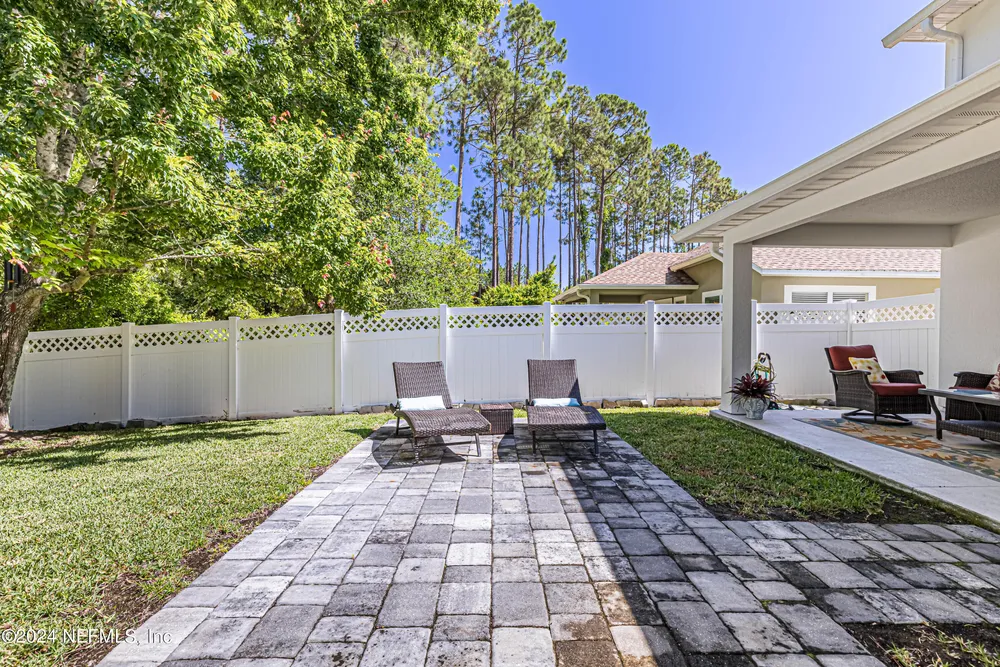 305 Carriage Hill Ct, Saint Johns, FL 32259