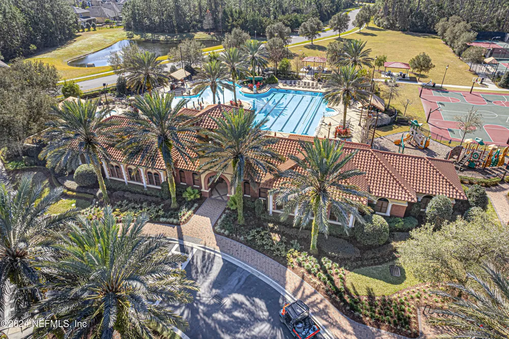 305 Carriage Hill Ct, Saint Johns, FL 32259
