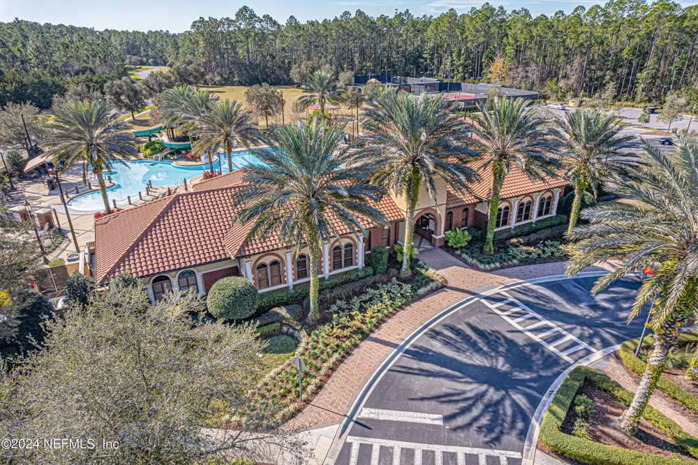 305 Carriage Hill Ct, Saint Johns, FL 32259