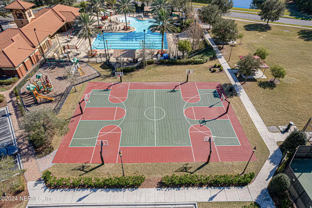 305 Carriage Hill Ct, Saint Johns, FL 32259