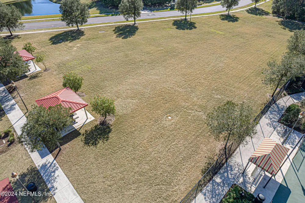 305 Carriage Hill Ct, Saint Johns, FL 32259
