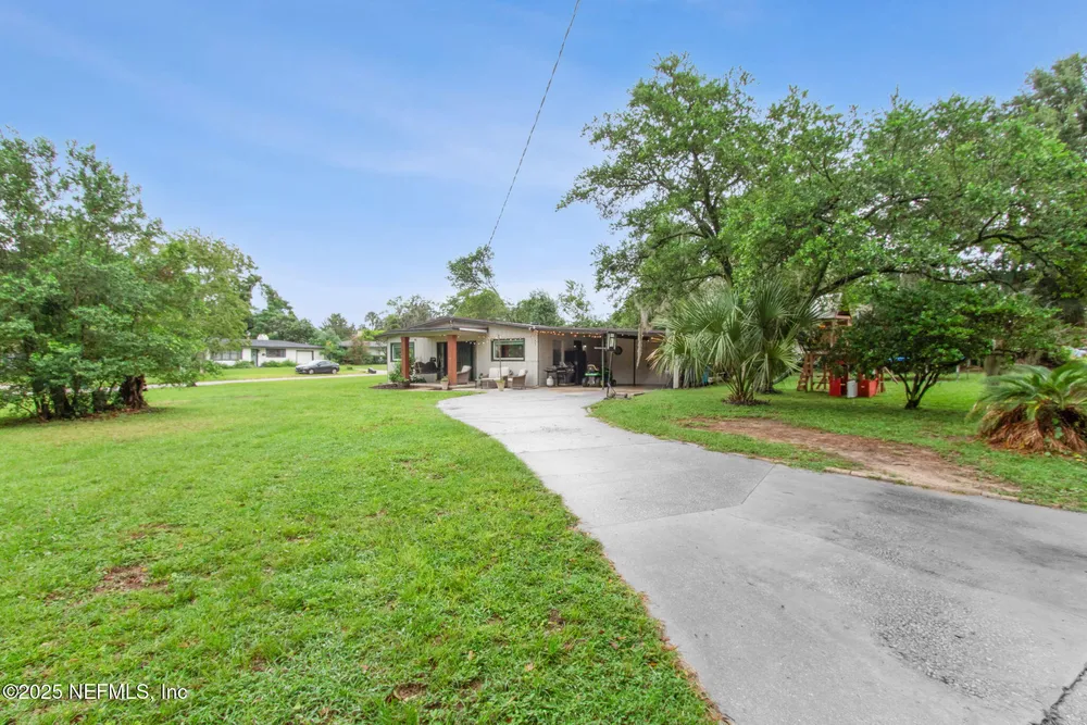 803 Seabrook Cove Rd, Jacksonville, FL 32211