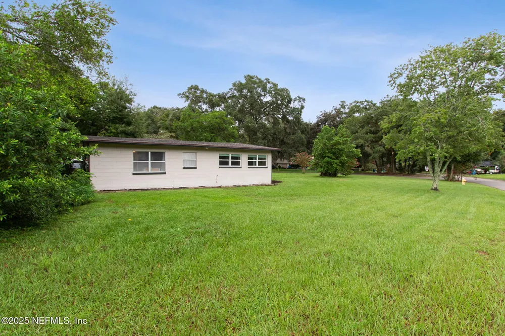 803 Seabrook Cove Rd, Jacksonville, FL 32211