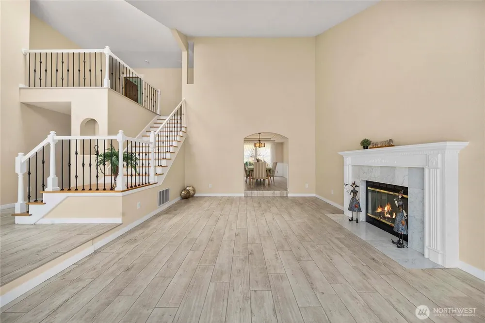 25921 Witte Rd SE, Maple Valley, WA 98038