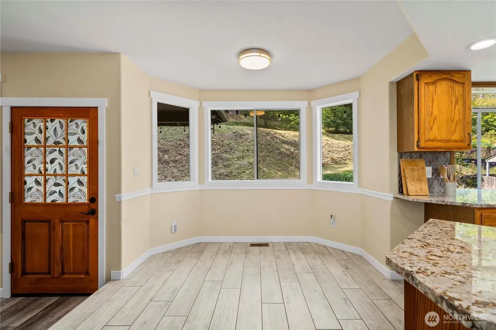 25921 Witte Rd SE, Maple Valley, WA 98038