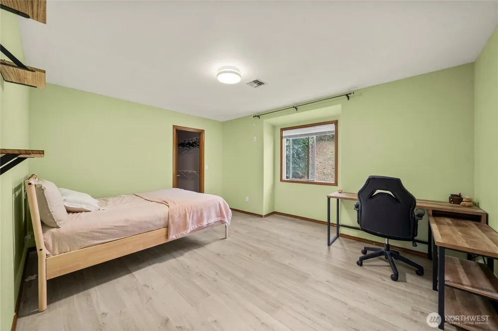 25921 Witte Rd SE, Maple Valley, WA 98038