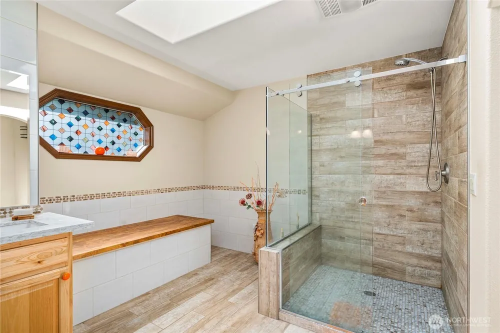 25921 Witte Rd SE, Maple Valley, WA 98038
