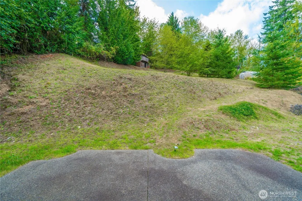 25921 Witte Rd SE, Maple Valley, WA 98038