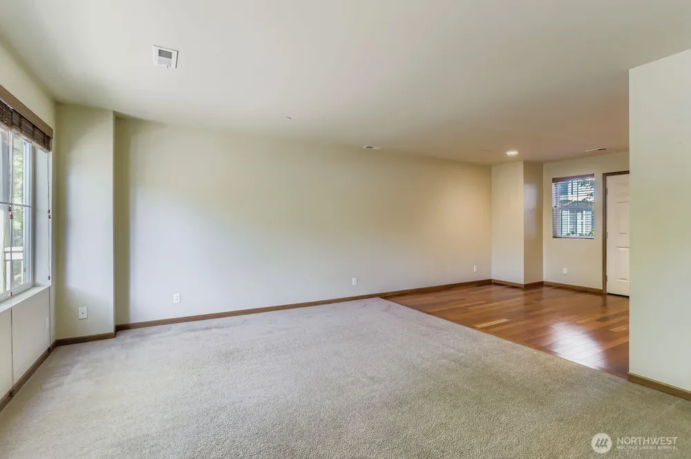 838 4th Ave NE, Issaquah, WA 98029