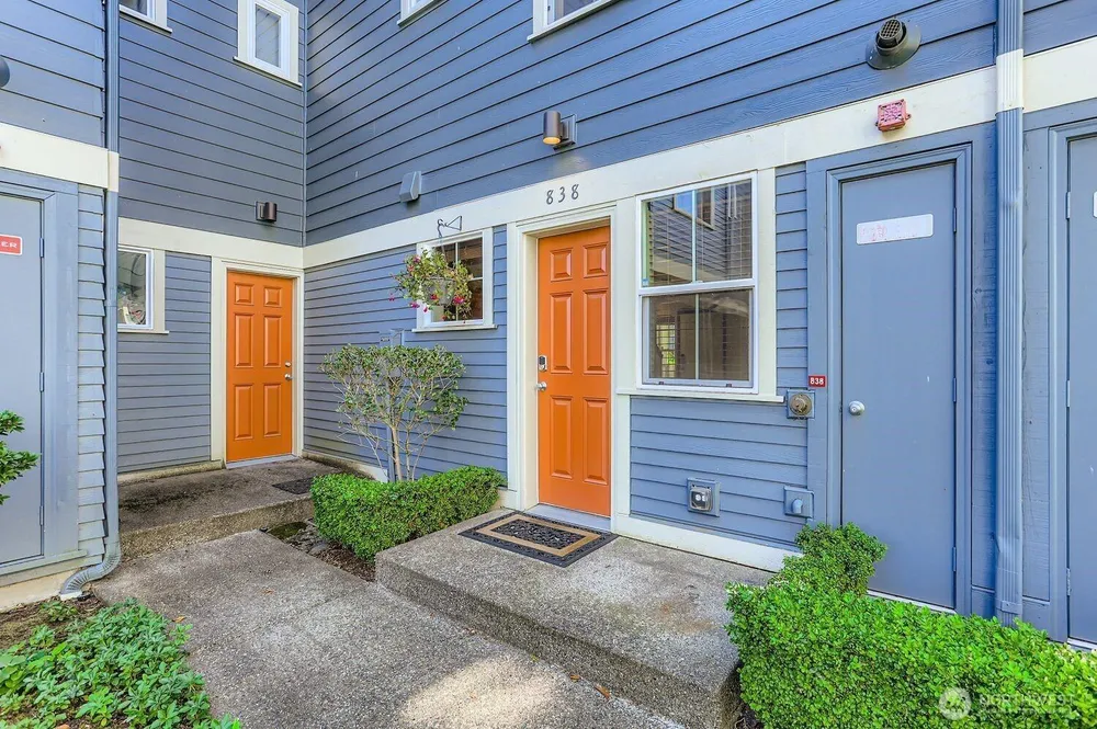 838 4th Ave NE, Issaquah, WA 98029
