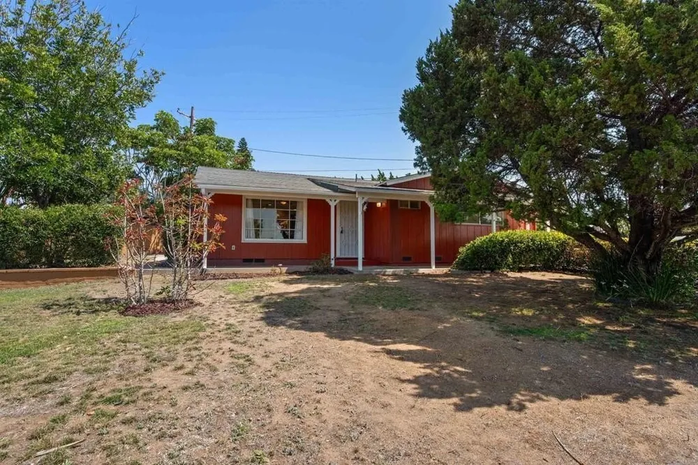 3825 Grandview Pl, Bonita, CA 91902