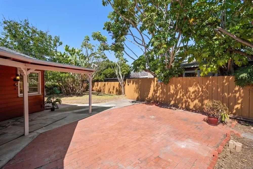 3825 Grandview Pl, Bonita, CA 91902