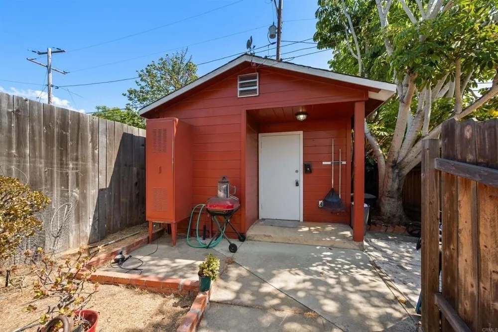 3825 Grandview Pl, Bonita, CA 91902
