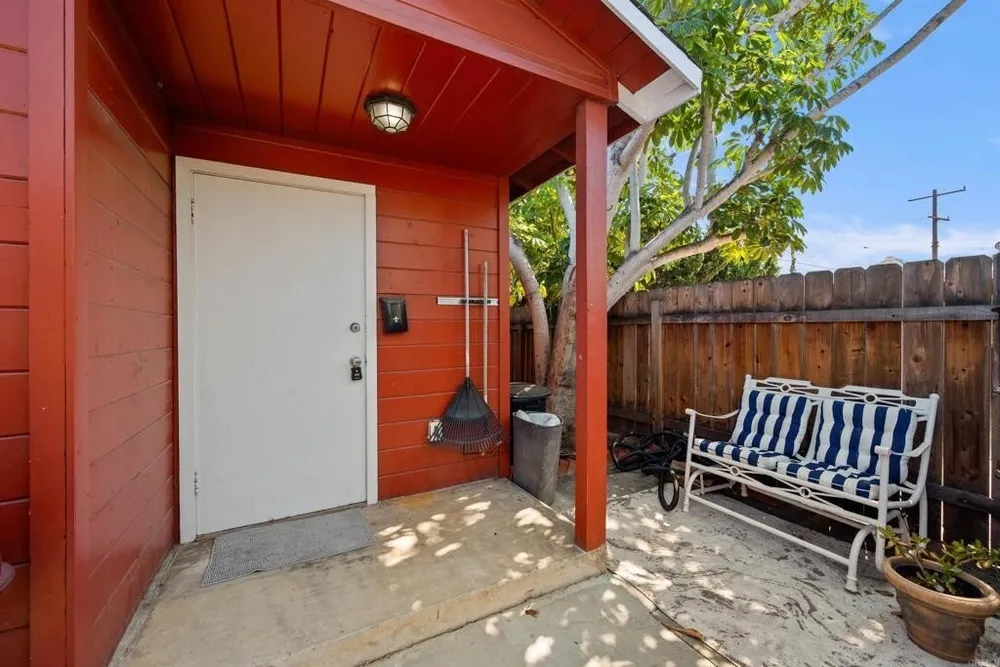 3825 Grandview Pl, Bonita, CA 91902