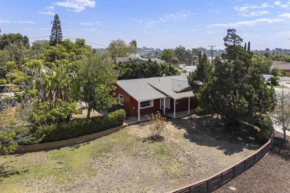 3825 Grandview Pl, Bonita, CA 91902