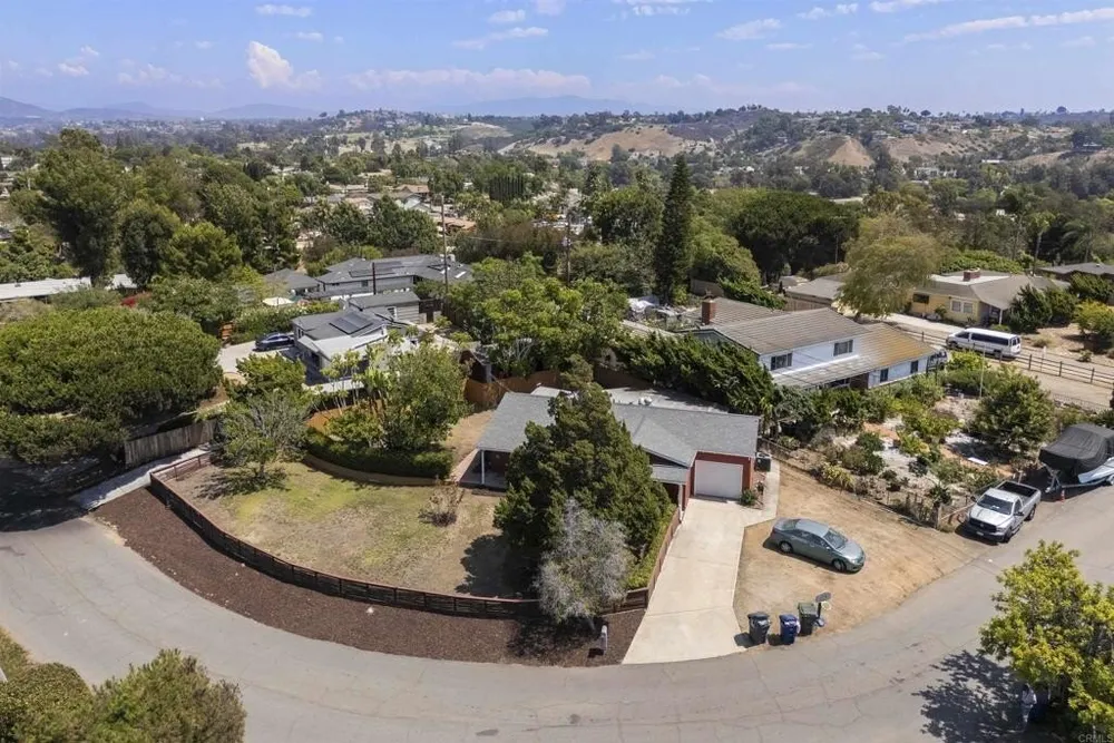 3825 Grandview Pl, Bonita, CA 91902