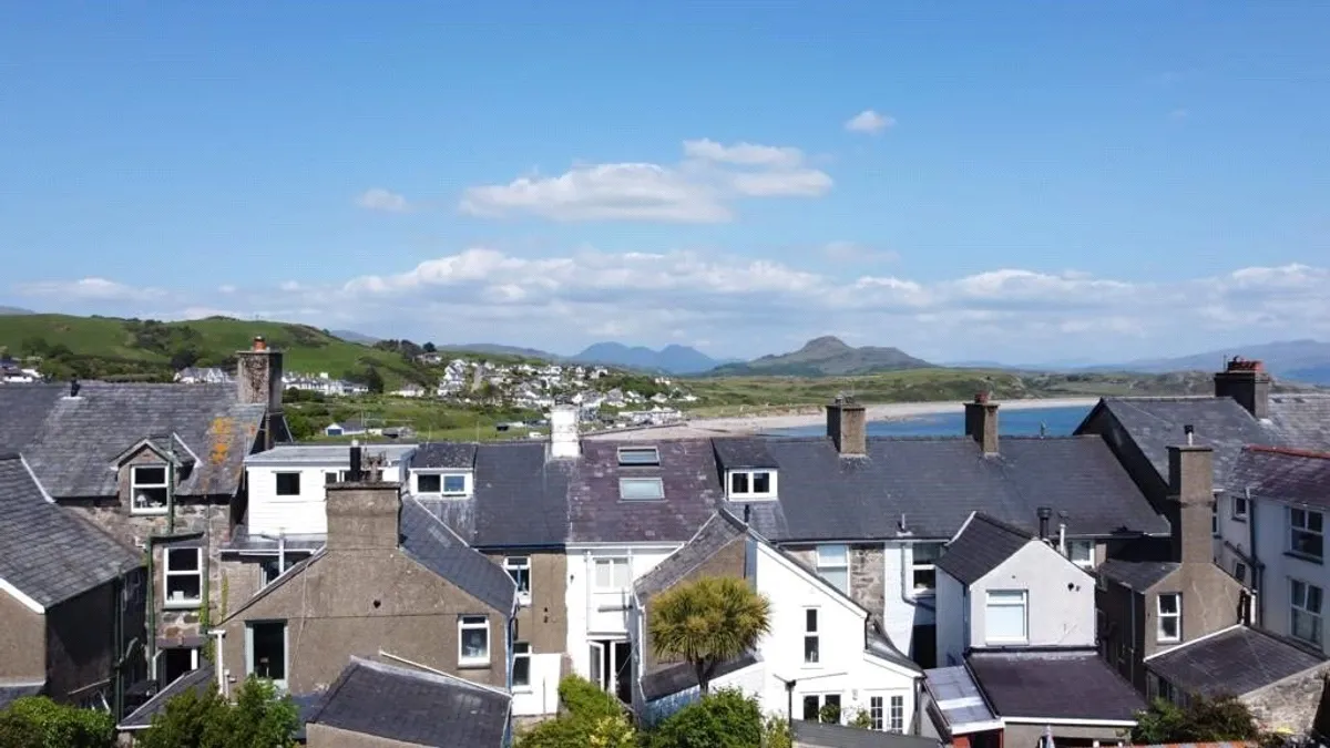 Criccieth, Gwynedd, LL52
