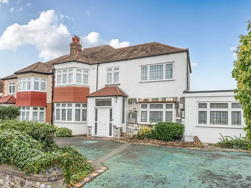 Powys Lane, Londonphoto