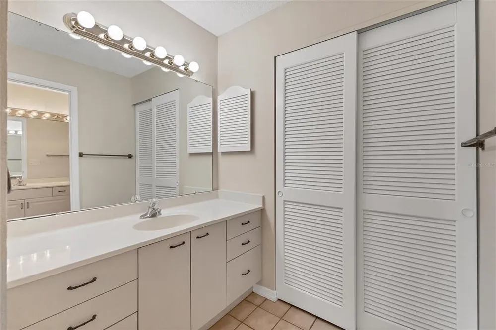 3244 Ringwood Meadows, Sarasota, FL 34235