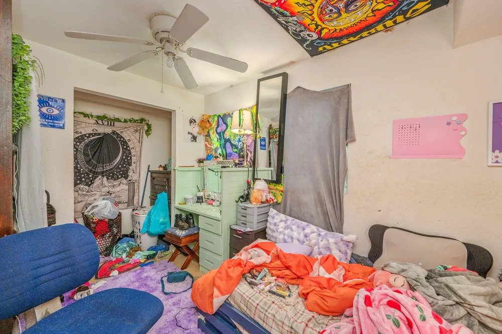 4194 Log Lake Rd, Holt, FL 32564