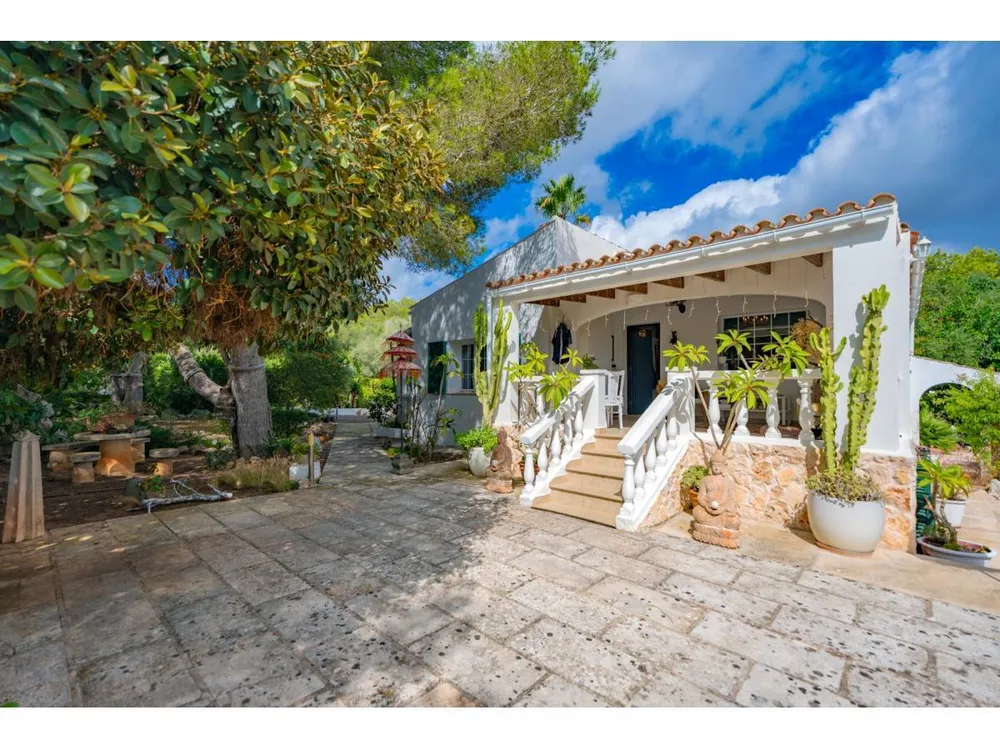 40, Sant Lluis