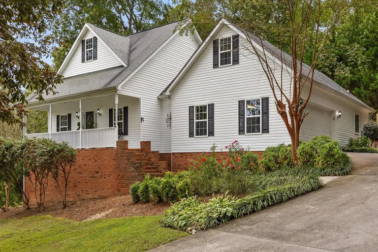 3023 Highland Circle, Rocky Face, GA 30740