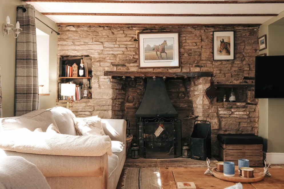 Property carousel item 2