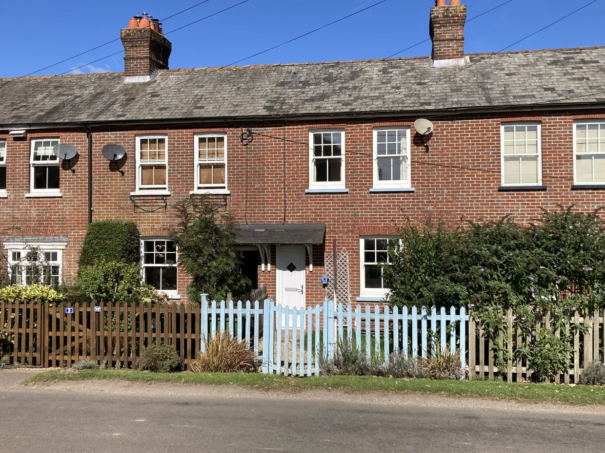 Station Road, East Tisted, GU34 photo 1