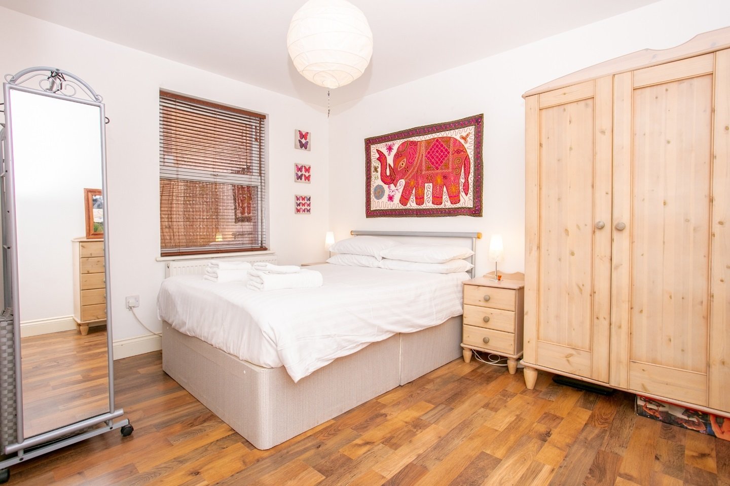 Two Bedroom Flat  For Let  North Villas  Camden  NW1 Image 5