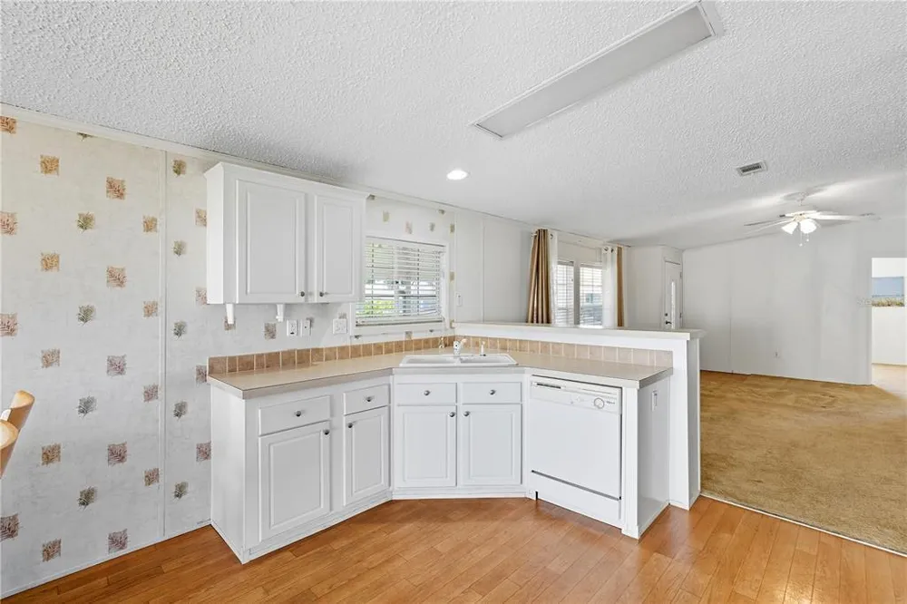 1000 Kings Hwy, Punta Gorda, FL 33980