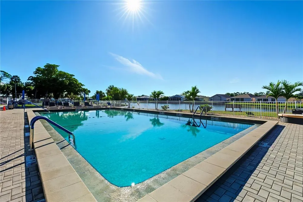 1000 Kings Hwy, Punta Gorda, FL 33980