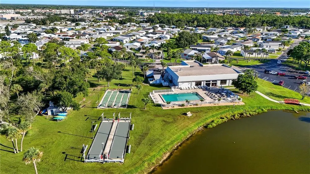 1000 Kings Hwy, Punta Gorda, FL 33980