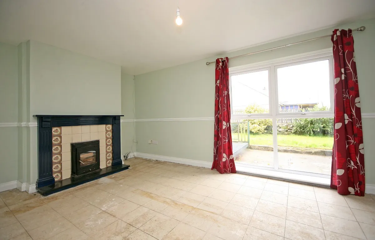 Tan Yr Allt, Rhostryfan, Caernarfon, Gwynedd, LL54