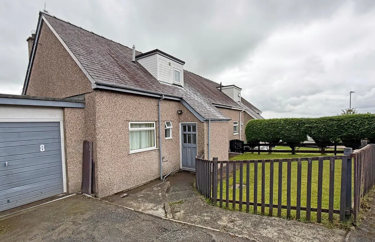 Tan Yr Allt, Rhostryfan, Caernarfon, Gwynedd, LL54