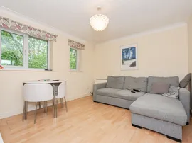 Caravel Close, Chafford Hundred, Grays thumb 3