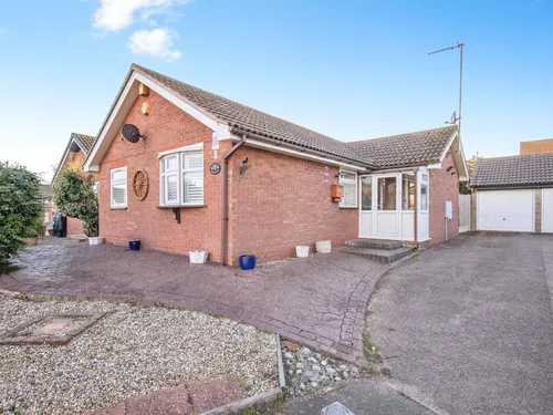 Holmwood Close, Clacton-On-Seaphoto