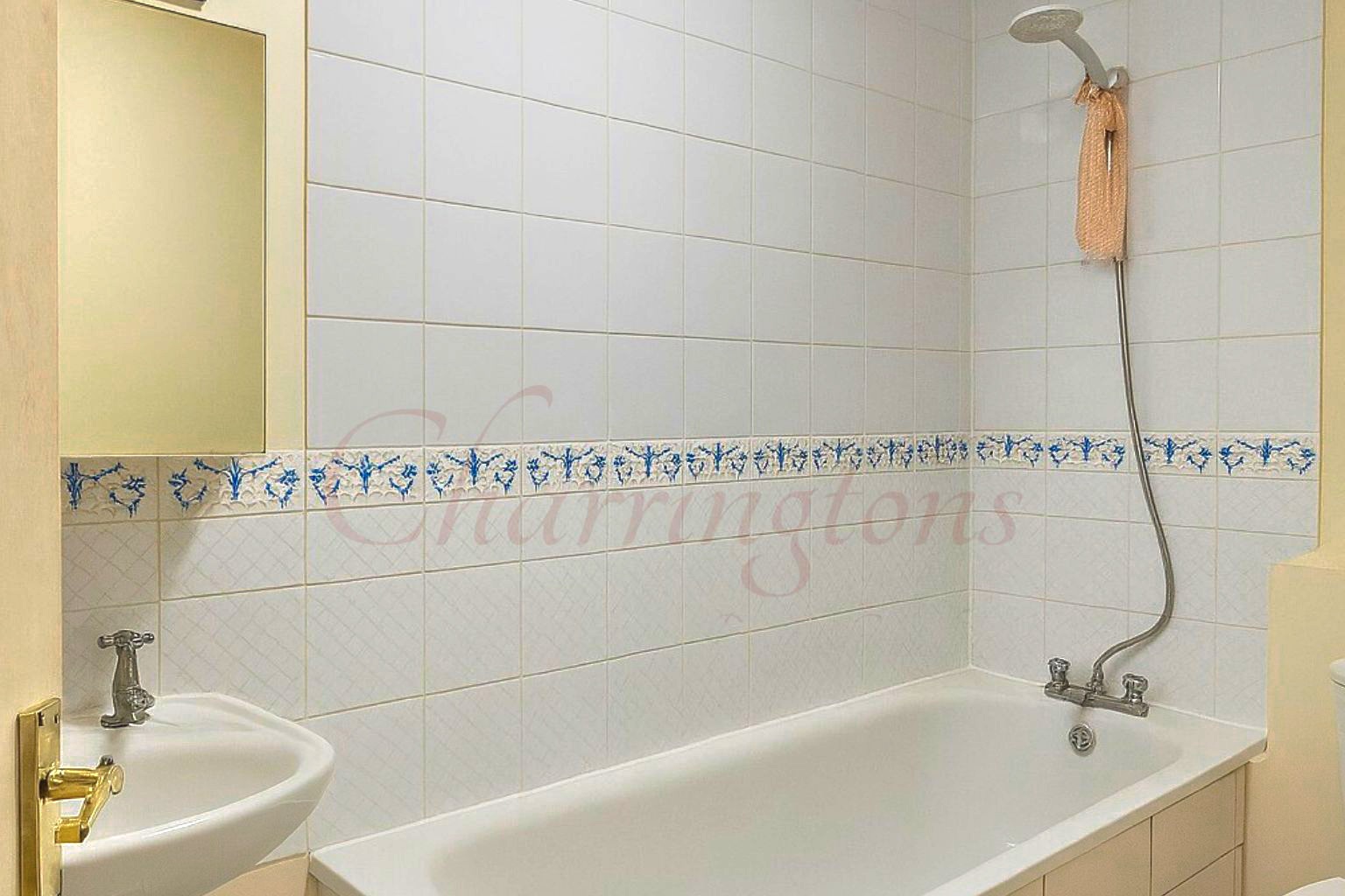 Two Bedroom Two Bathroom Apartment For Sale Tooley Street London Bridge Image 6
